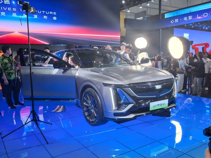 IQ ၏မြင့်မားသော - စွမ်းဆောင်ရည်ဗားရှင်း! Cadillac Lyriq - V ကိုယခုနှစ်အတွင်းတွင်စတင်မည်။