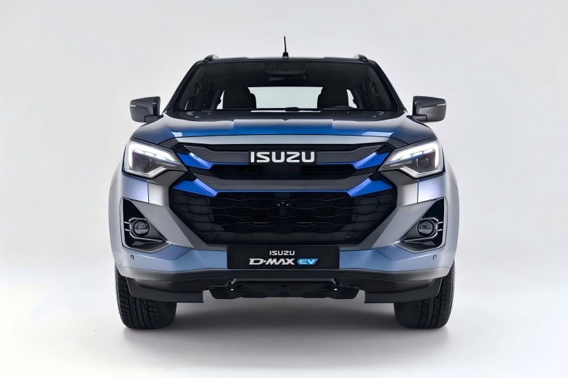 ISUZU သည်လျှပ်စစ်ပစ်ကပ်ထရပ်ကား D-Max Ev Powertrain နှင့်အတူတရားဝင်ပုံရိပ်များ D-Max Max Ev ကိုထုတ်ပြန်ခဲ့သည်