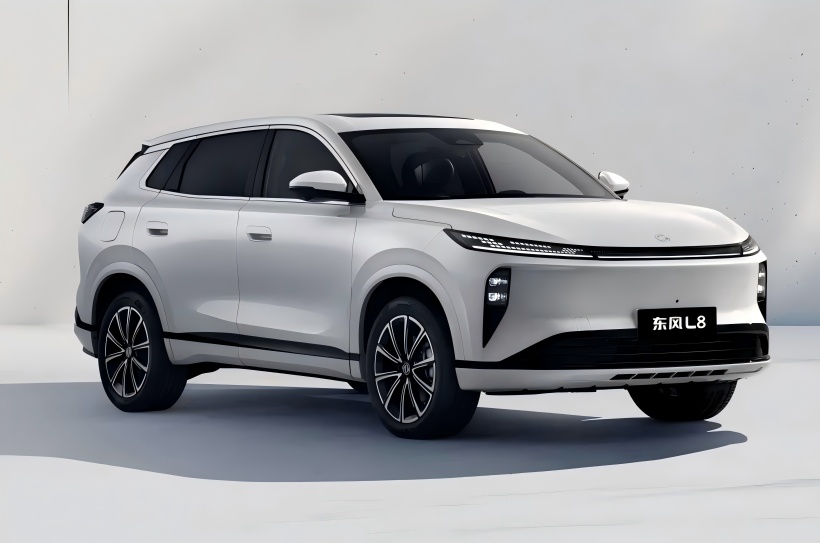 Dongfeng Fengshen L8 ၏တရားဝင်အပြင်ဘက်ဓါတ်ပုံများကိုဖြန့်ချိခဲ့သည်။ ၎င်းတွင် Dongfeng Maha Hybrid စနစ်တပ်ဆင်ထားပြီး 2025 ခုနှစ်၏အလယ်တွင်စတင်မည်ဖြစ်သည်။